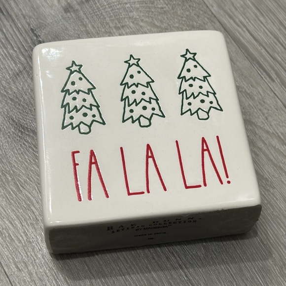 Rae Dunn Fa La La! Christmas Block Sign NEW - Picture 2 of 7